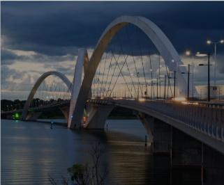 ônibus saindo da Rodoviária de Anápolis para Brasília